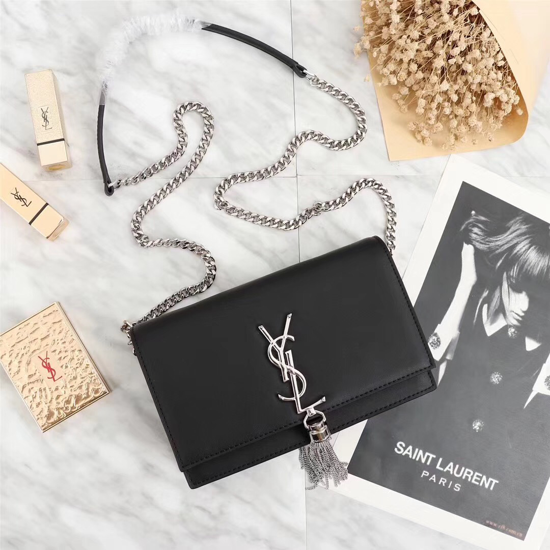 Y51 Classic Calfskin Chain Bag in Black 26817