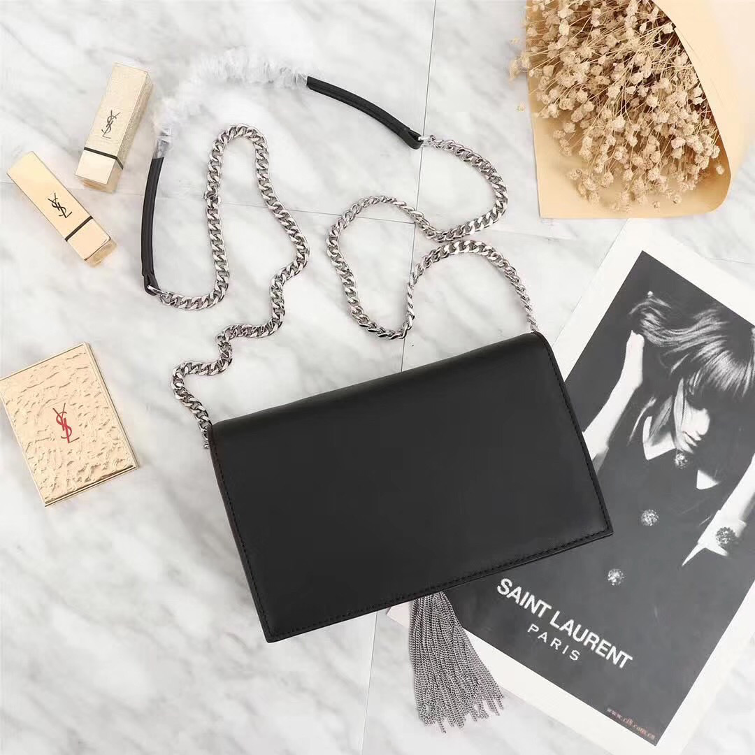 Y51 Classic Calfskin Chain Bag in Black 26817