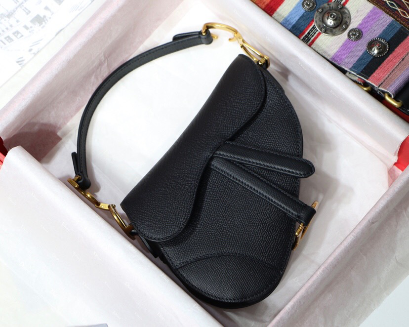 D10r Oblique Calfskin leather Saddle Small Bag in Black