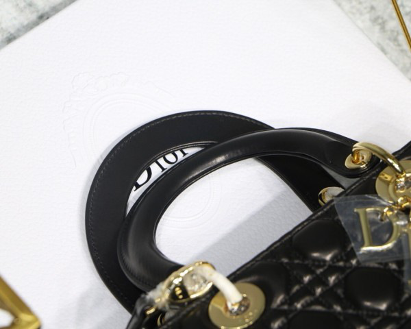 D10r Lady Black Handbag With Gold Hardware 24CM