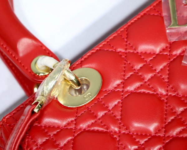 D10r Lady Red Handbag With Gold Hardware 24CM