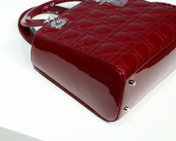 D10r Lady Wine Red Handbag With Silver Hardware 24CM