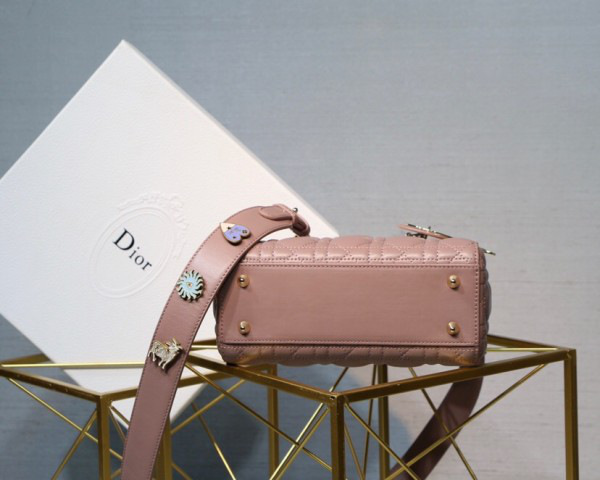 D10r Lady Lambskin Pink Handbag 20CM