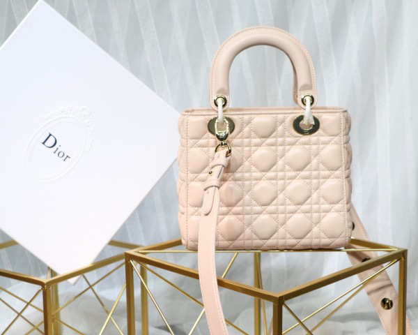 D10r Lady Lambskin Light Pink Handbag 20CM