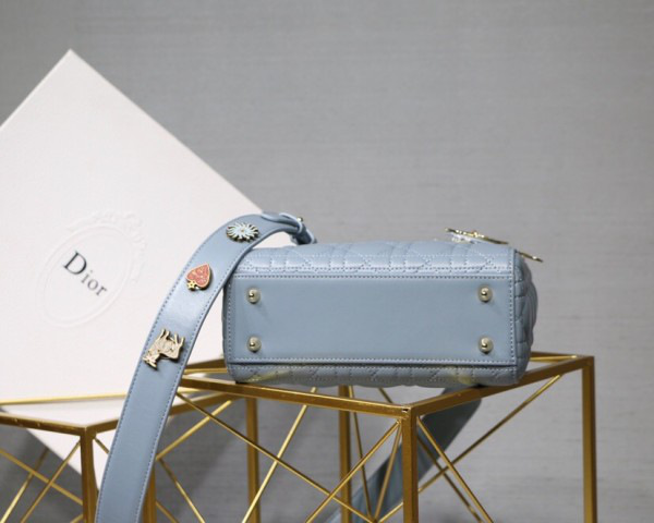 D10r Lady Lambskin Light Blue Handbag 20CM
