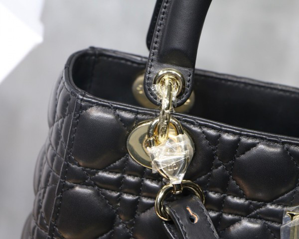 D10r Lady Lambskin Black Handbag with Gold Hardware 20CM