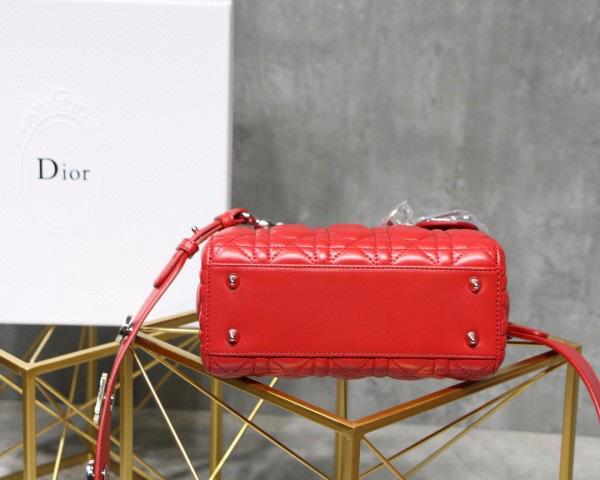 D10r Lady Lambskin Red Handbag with Silver Hardware 20CM