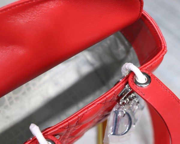 D10r Lady Lambskin Red Handbag with Silver Hardware 20CM