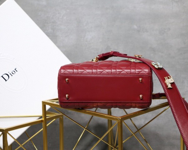 D10r Lady Lambskin Wine Red Handbag with Gold Hardware 20CM