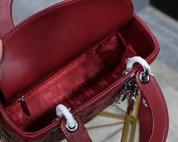 D10r Lady Lambskin Wine Red Handbag with Silver Hardware 20CM