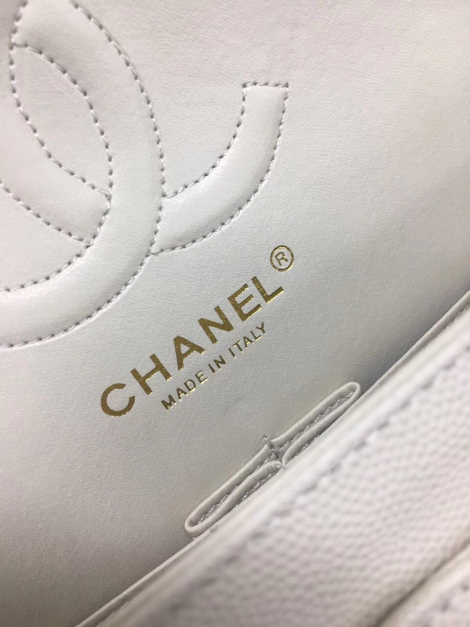 Ch**el Flap Bag Caviar in White 25cm with Gold Hardware
