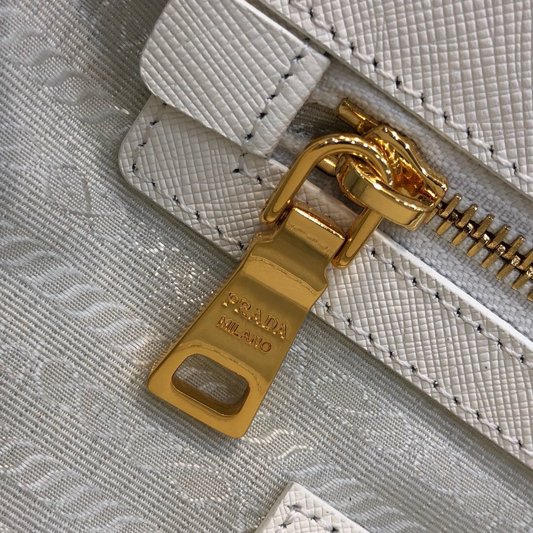 Pra*a Galleria Saffiano Leather Bag in White
