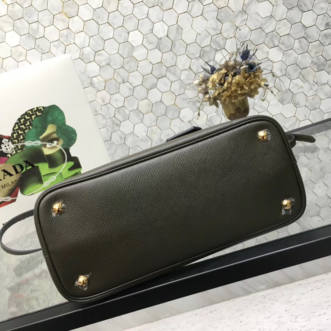 Pra*a Saffiano Cuir Small Double Leather Bag in Dark Green