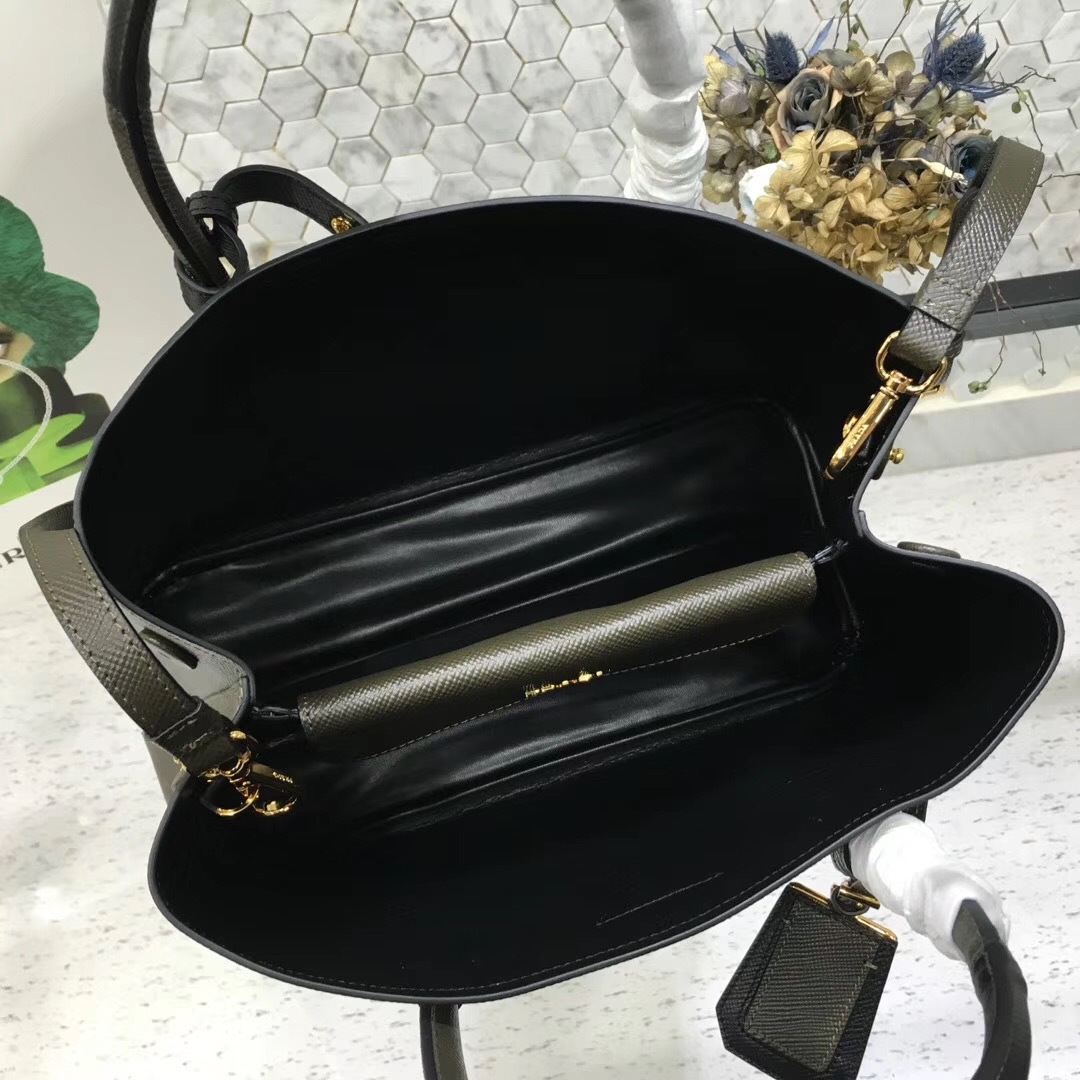 Pra*a Saffiano Cuir Small Double Leather Bag in Dark Green