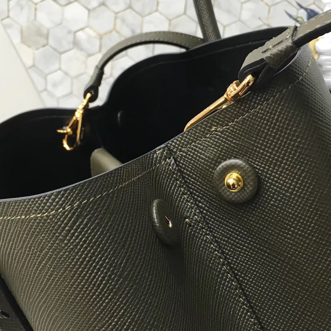 Pra*a Saffiano Cuir Small Double Leather Bag in Dark Green