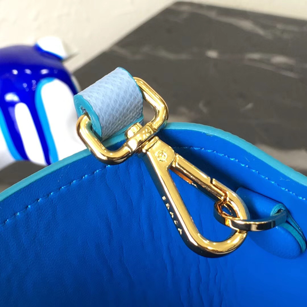 Pra*a Saffiano Cuir Small Double Leather Bag in Blue