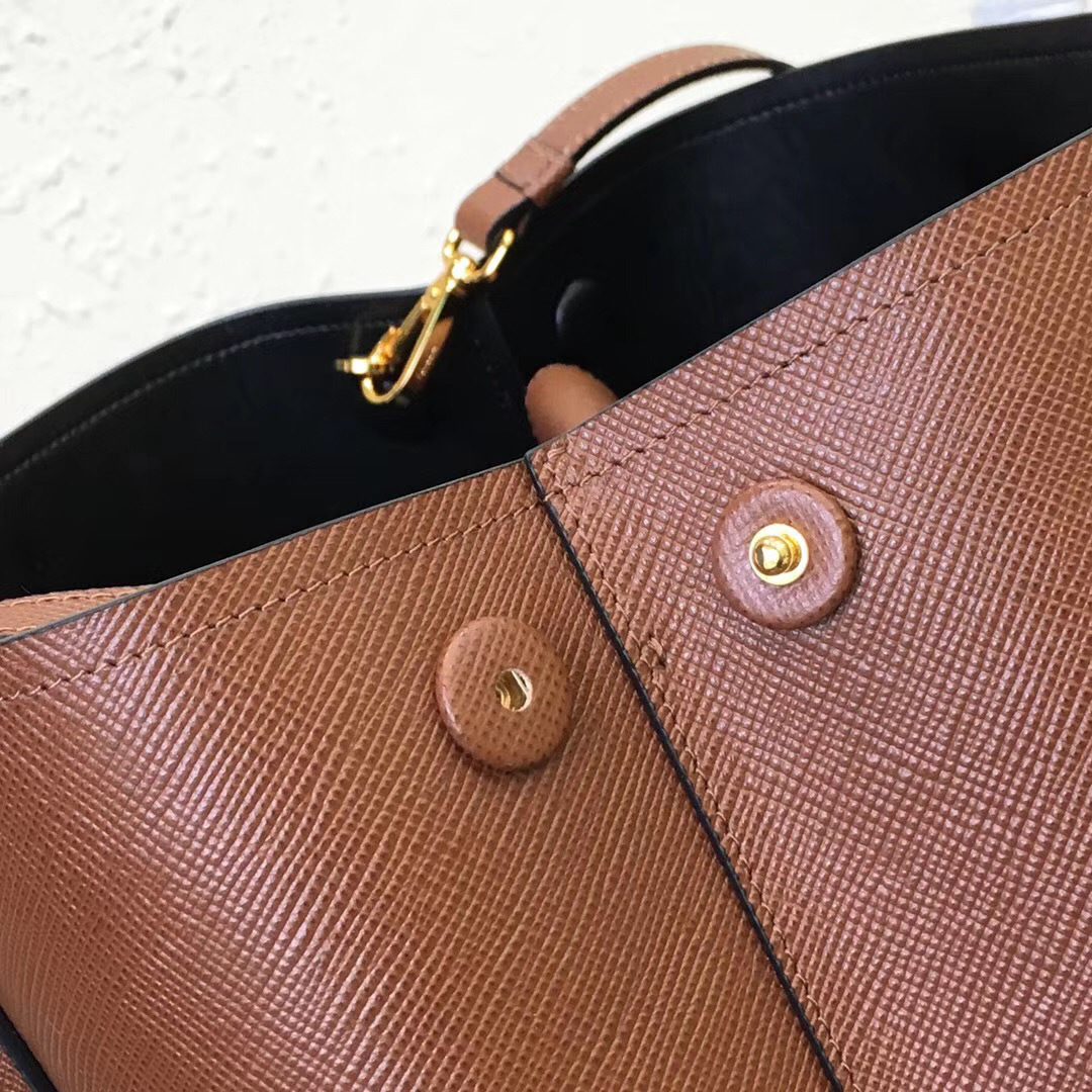 Pra*a Saffiano Cuir Small Double Leather Bag in Brown