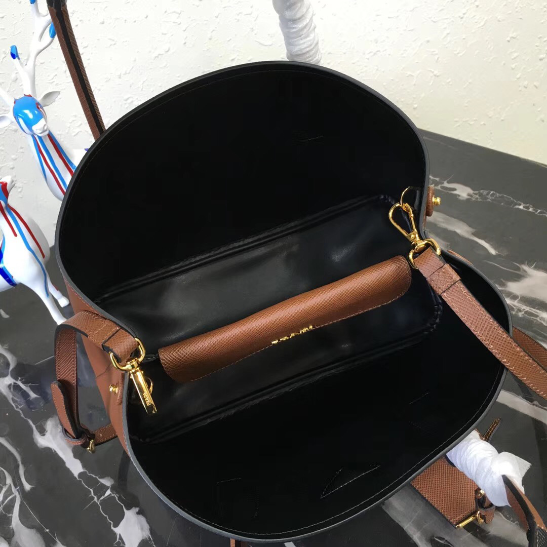 Pra*a Saffiano Cuir Small Double Leather Bag in Brown
