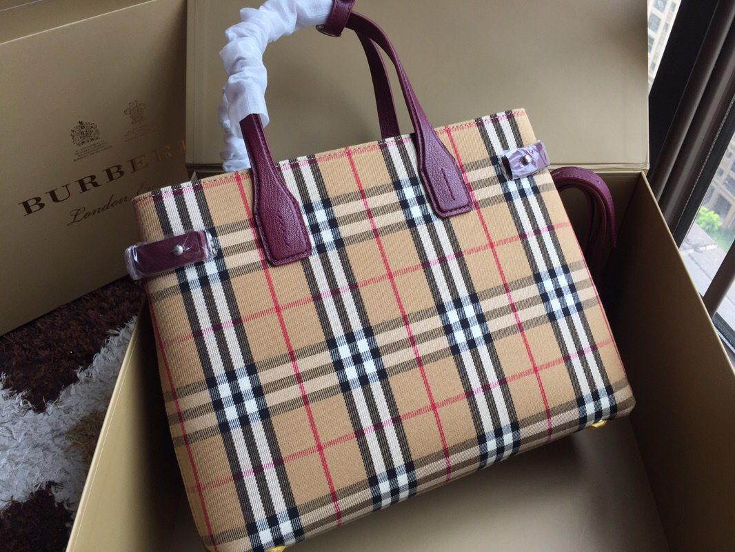 Bv*b*rry Tote Vintage Large Handbag in Purple