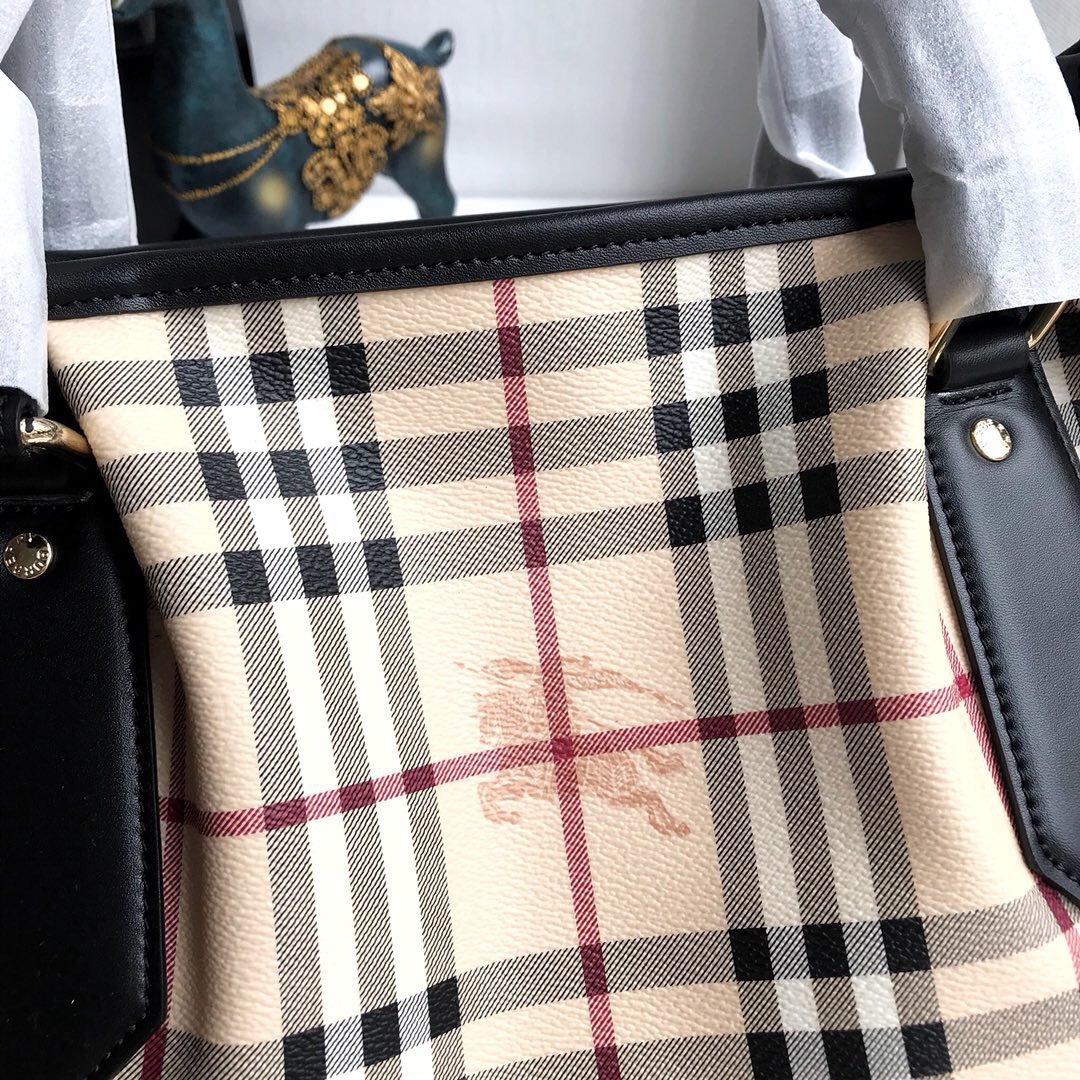 Bv*b*rry Original Check Tote Handbag in Black