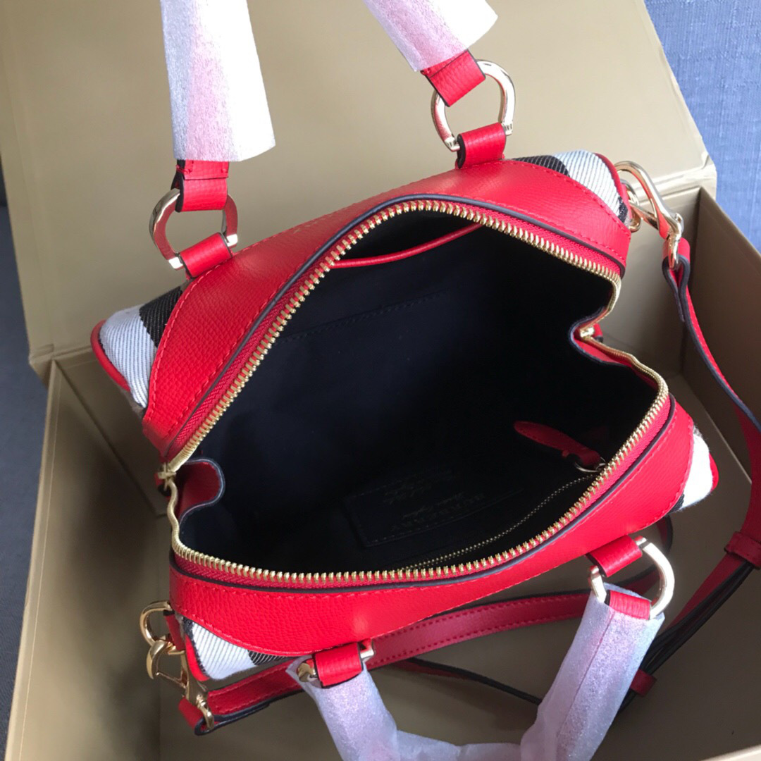 Bv*b*rry Original Classic Check bag in Red