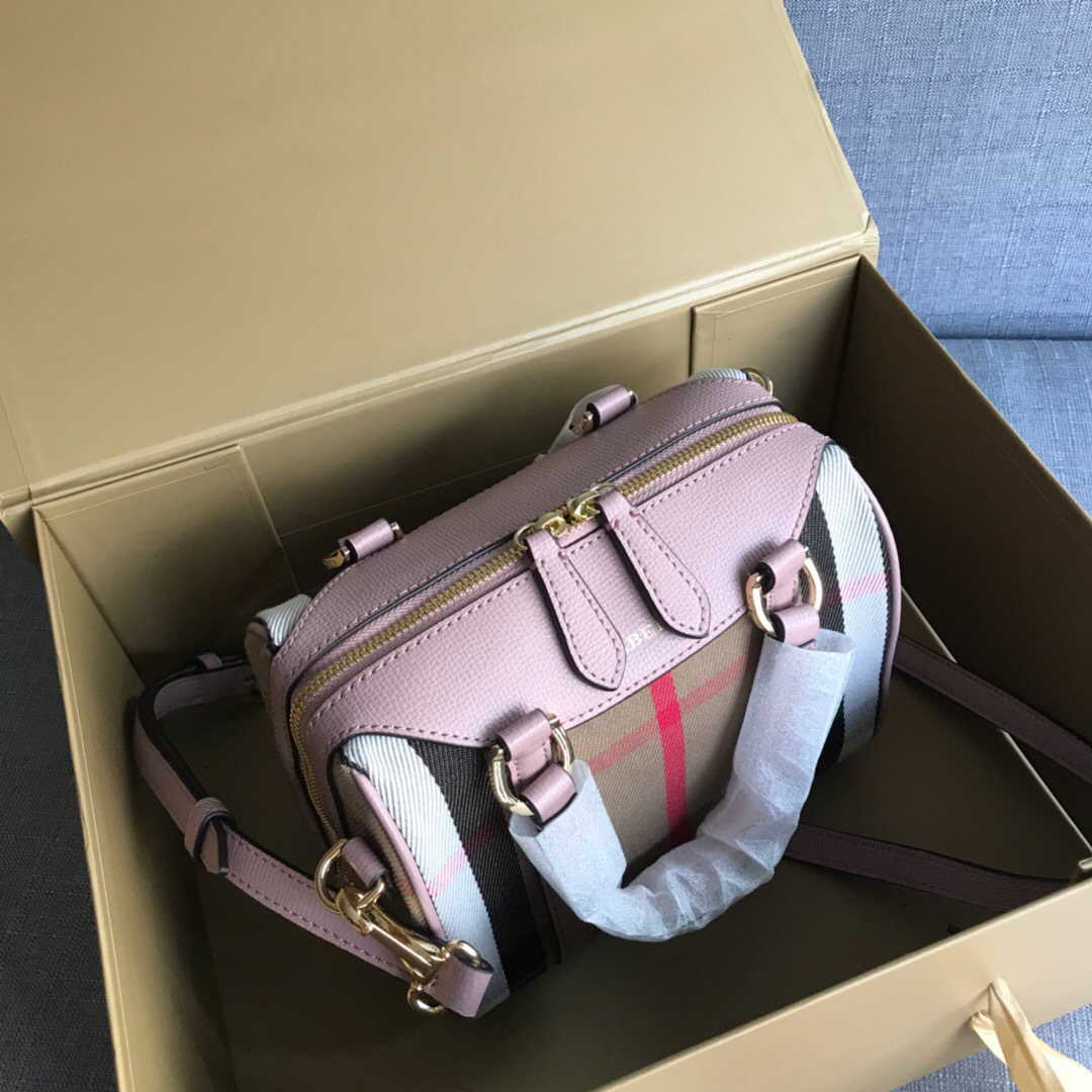 Bv*b*rry Original Classic Check bag in Pink
