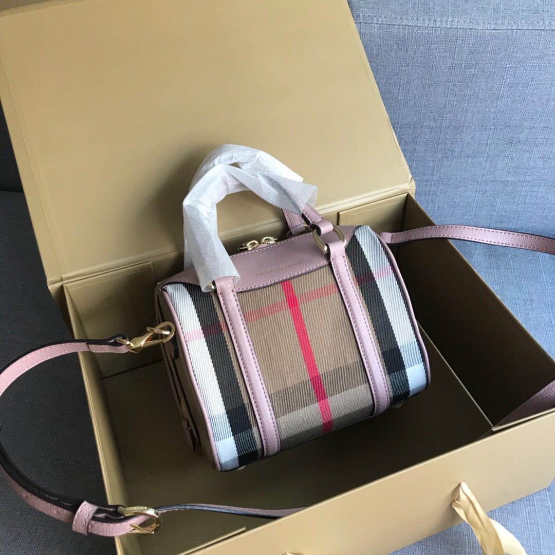 Bv*b*rry Original Classic Check bag in Pink