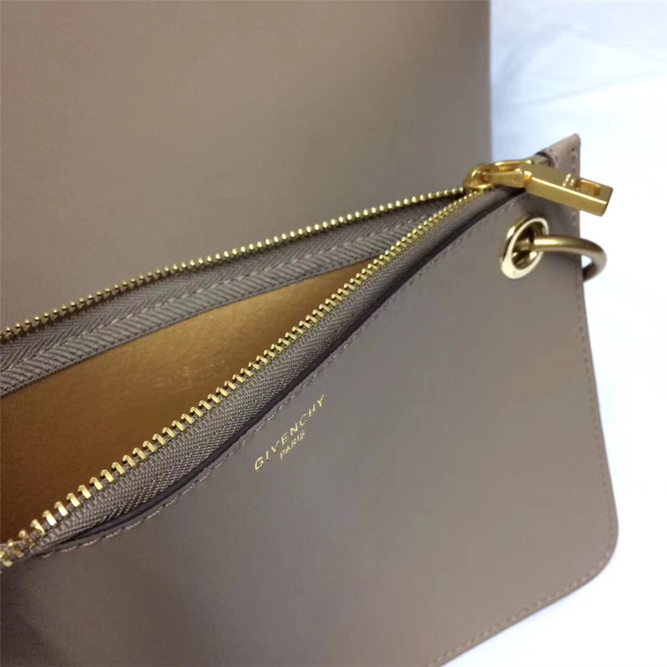 Givenchy original leather shopping handbag in Khaki
