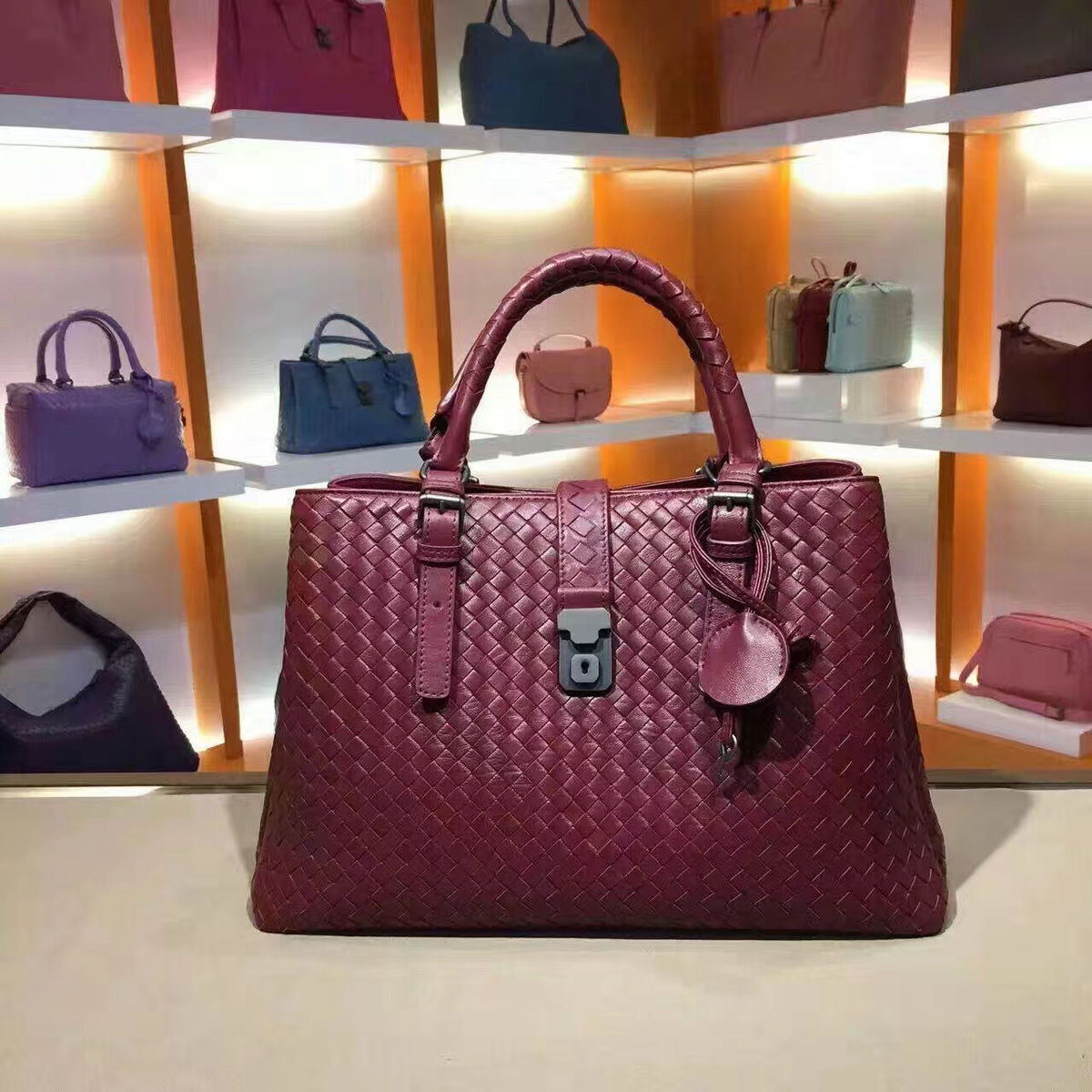 B0tt*ga Ven*ta Wine Red Handbag 7453