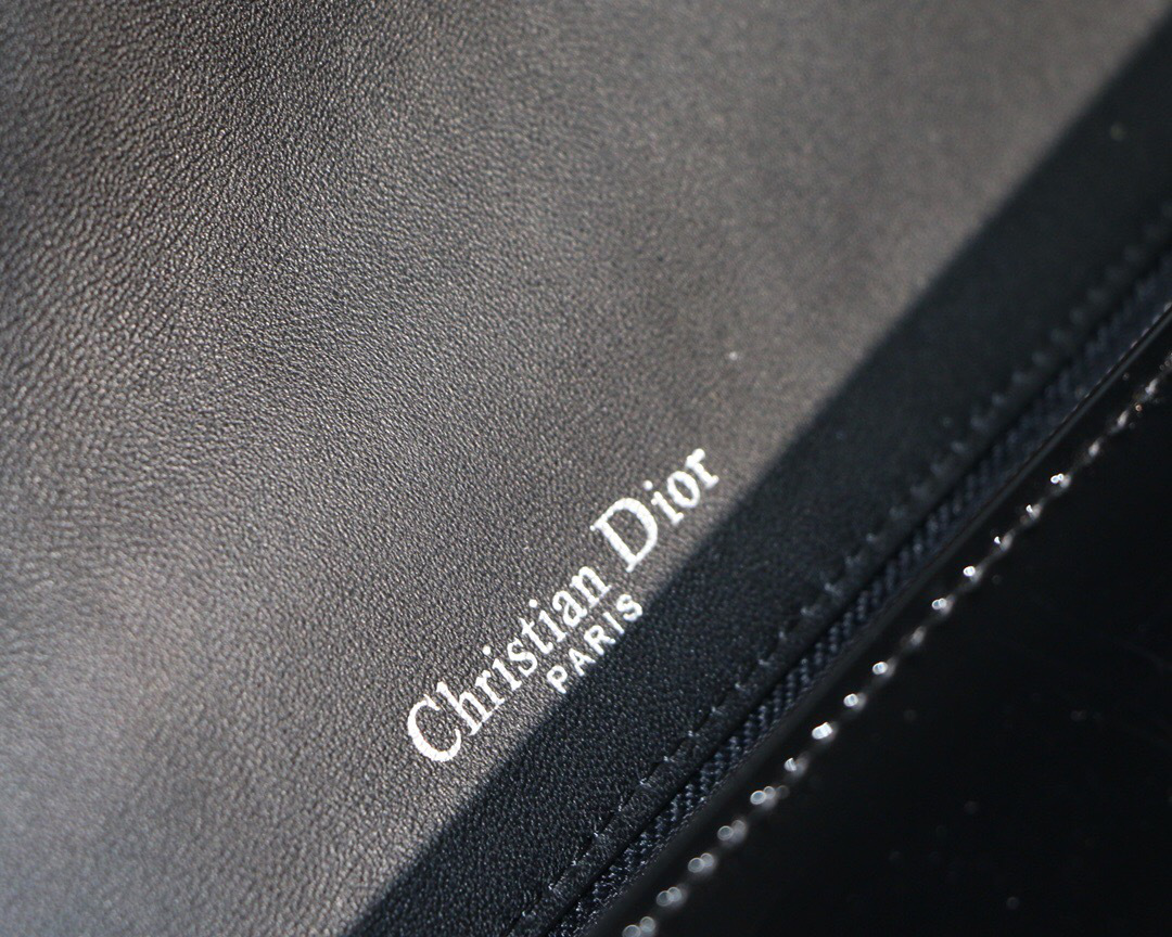 D10r D10rama Cannage Calfskin Bag in Black