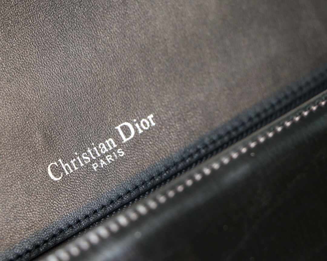D10r D10rama Cannage Calfskin Bag in Sliver Gray