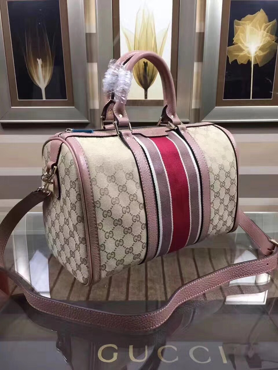 Gvc*1 Webby Speedy Canvas Cross Body Bag in Pink