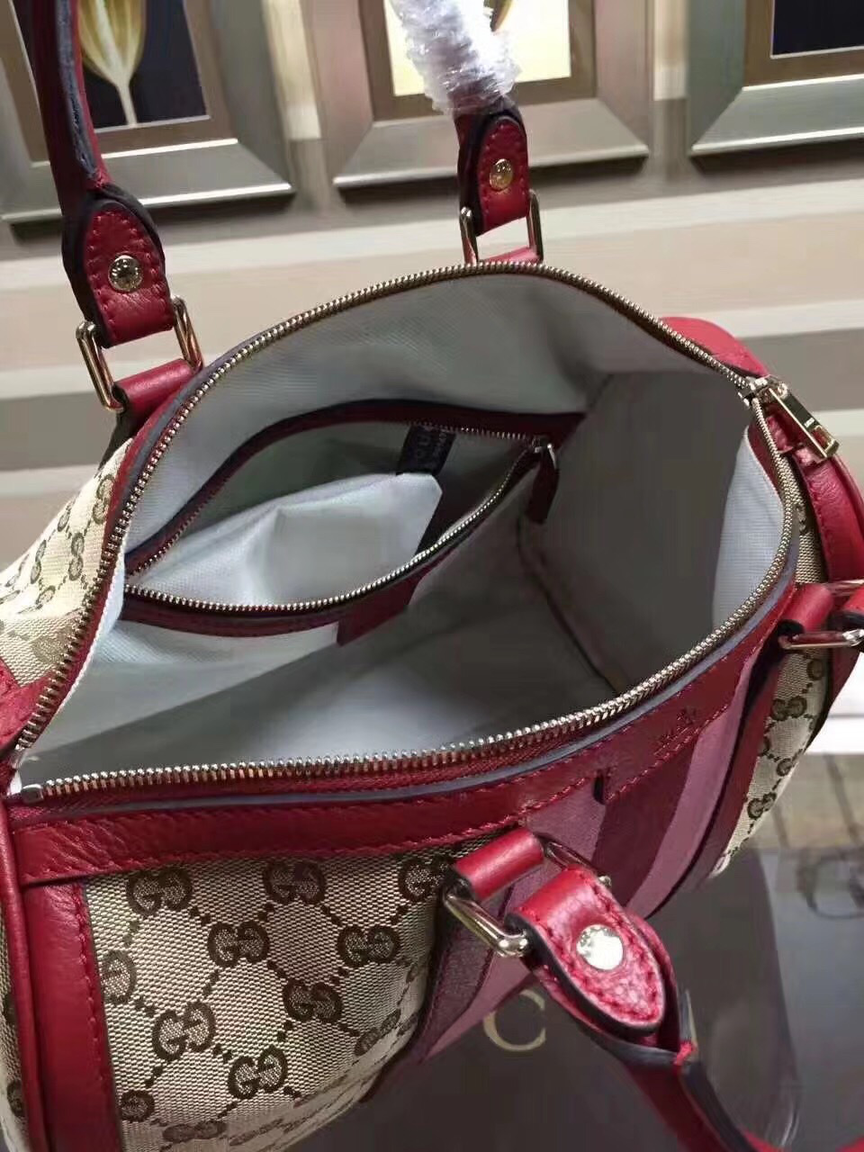 Gvc*1 Webby Speedy Canvas Cross Body Bag in Wine Red