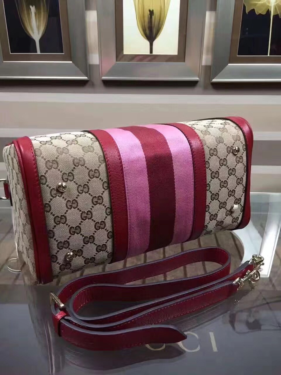 Gvc*1 Webby Speedy Canvas Cross Body Bag in Wine Red