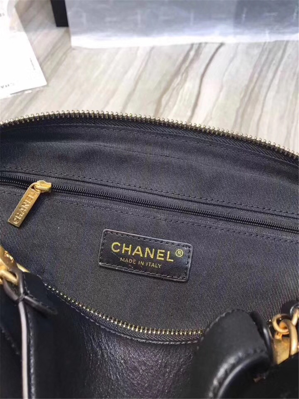 Ch**el Women Hnagbags Black A57906