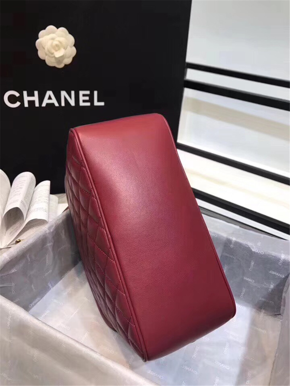 Ch**el Women Hnagbags Red A57906