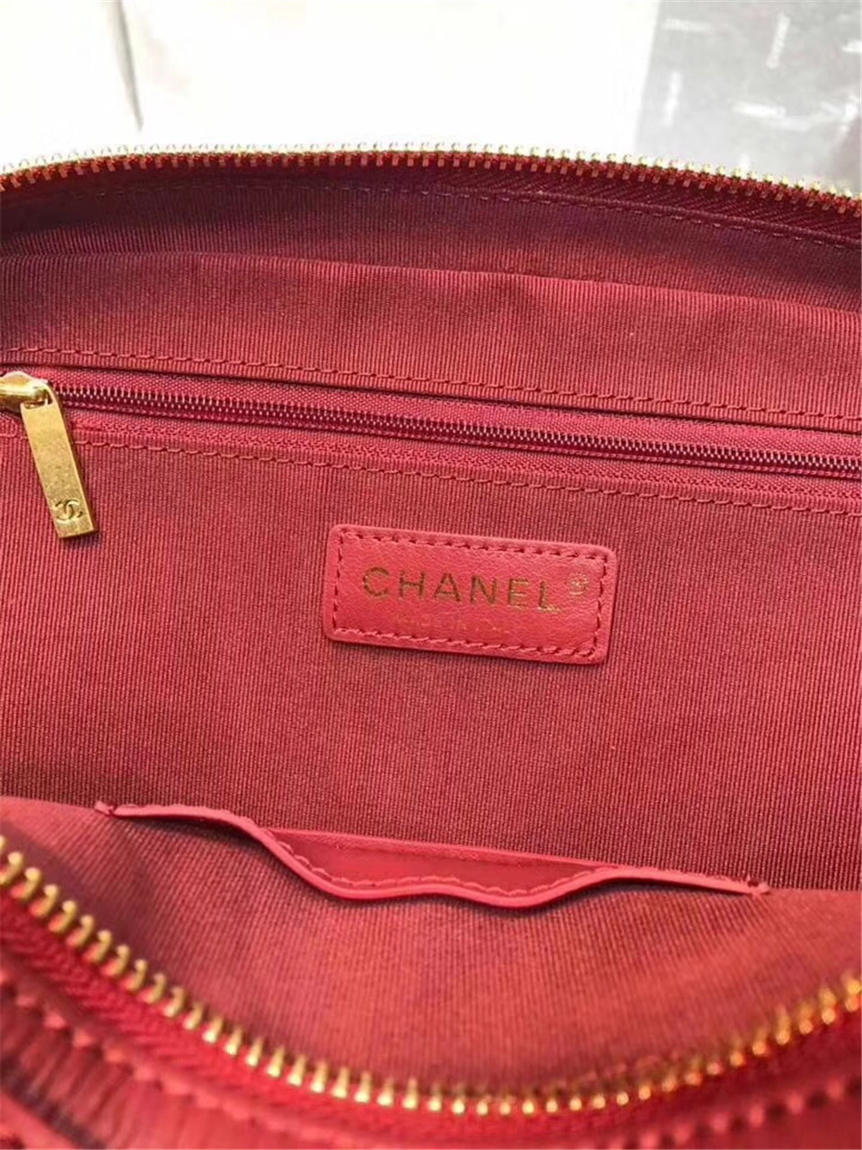 Ch**el Women Hnagbags Red A57906