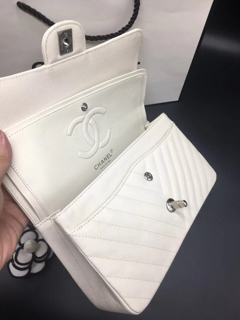 Ch**el Flap Bag Caviar White Bag 25cm with Silver Hardware