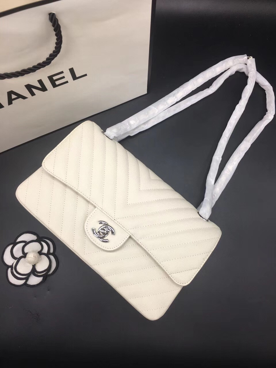 Ch**el Flap Bag Caviar White Bag 25cm with Silver Hardware