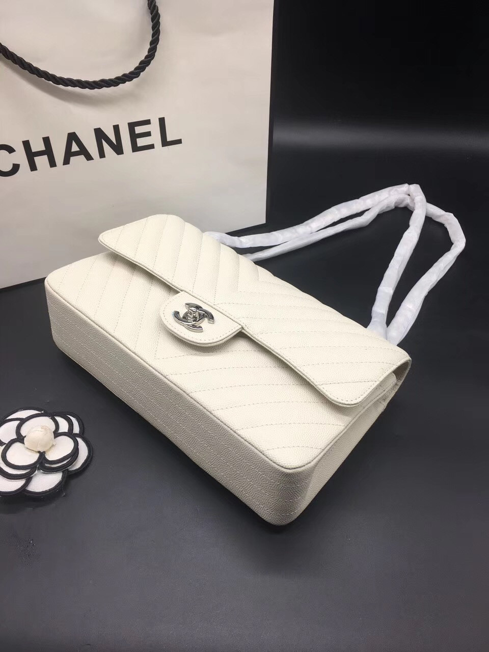 Ch**el Flap Bag Caviar White Bag 25cm with Silver Hardware