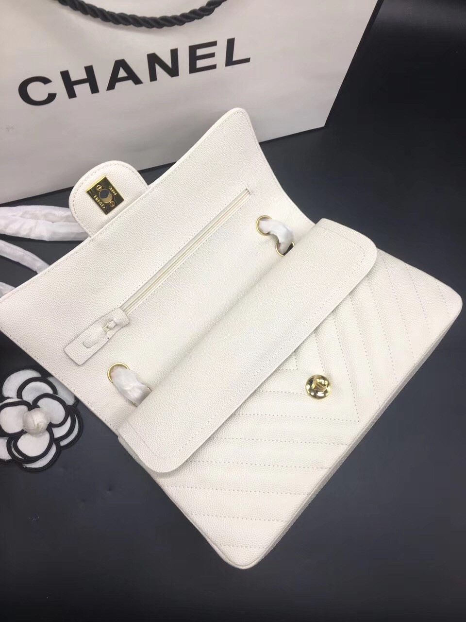 Ch**el Flap Bag Caviar White Bag 25cm with Gold Hardware