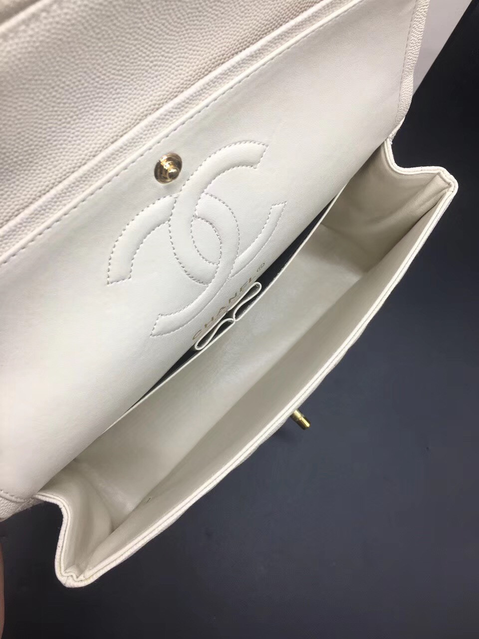 Ch**el Flap Bag Caviar White Bag 25cm with Gold Hardware