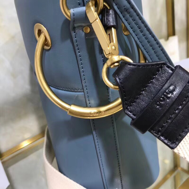 Chloe large roy bucket bag in Blue
