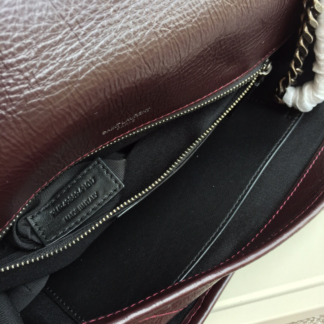 Y51 Monogram shoulder bag in Wine Red