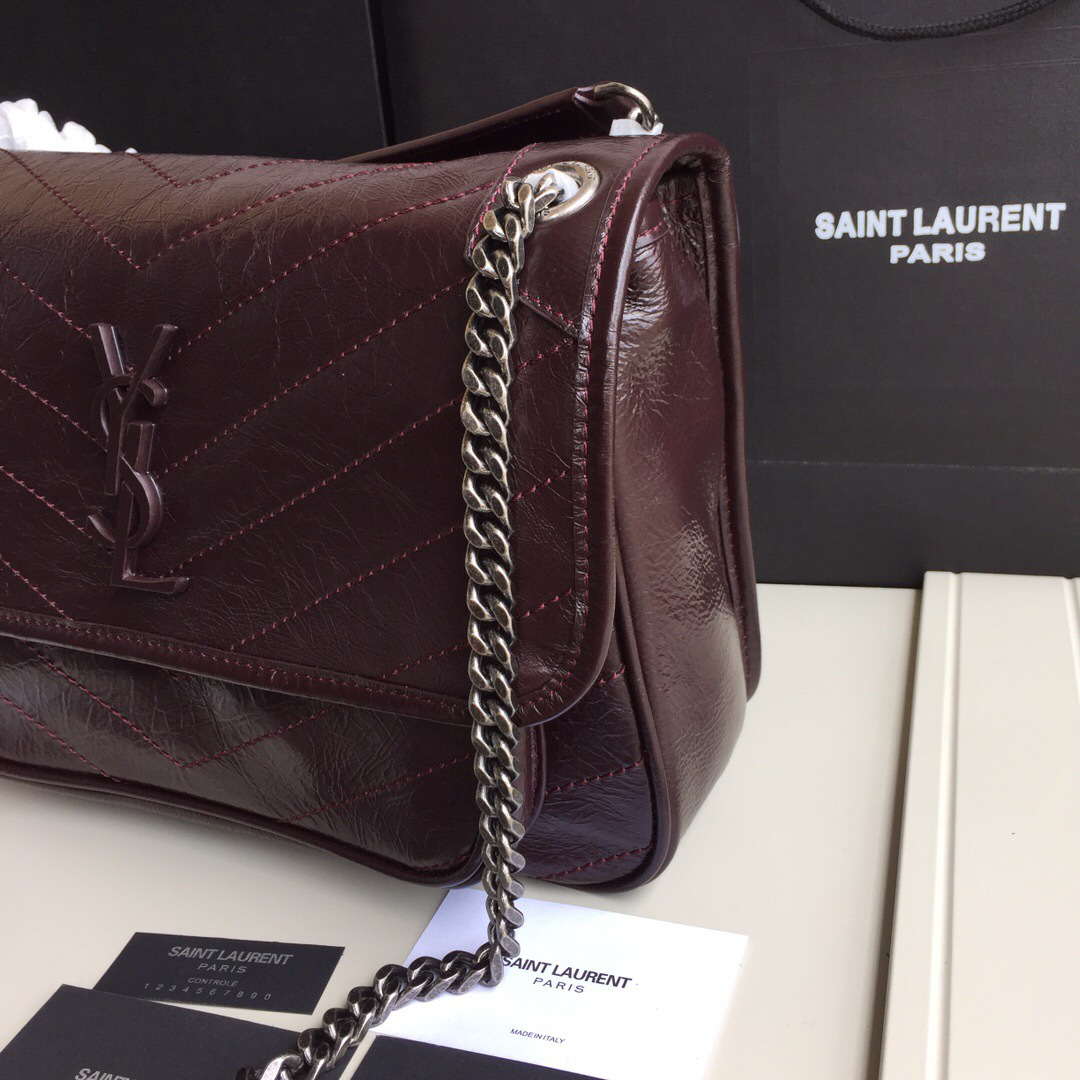 Y51 Monogram shoulder bag in Wine Red