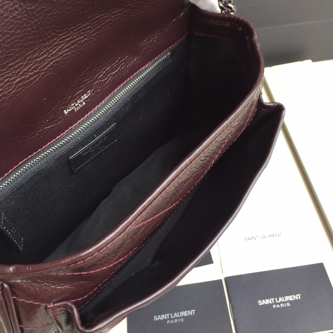 Y51 Monogram shoulder bag in Wine Red