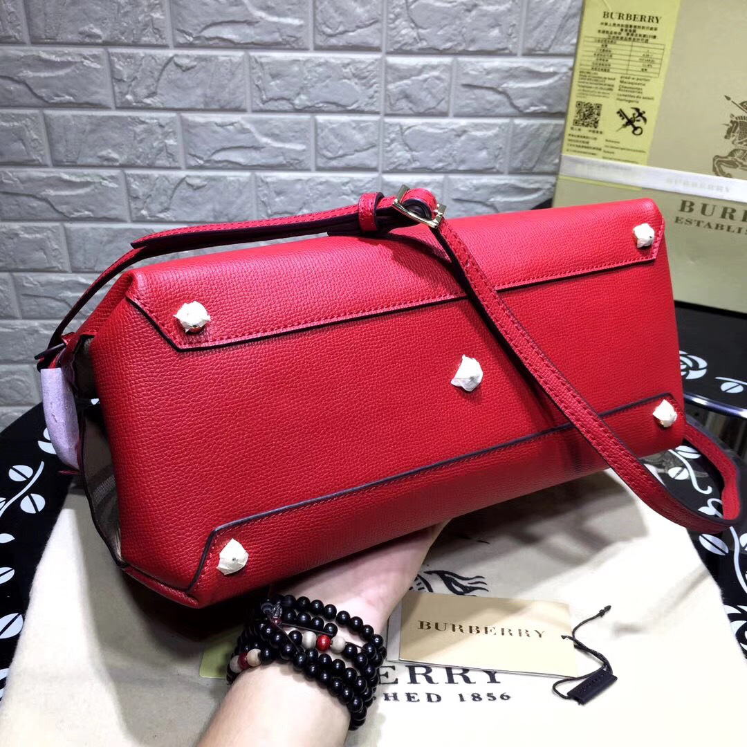 Bv*b*rry Classic Leather Tote Bag with Red