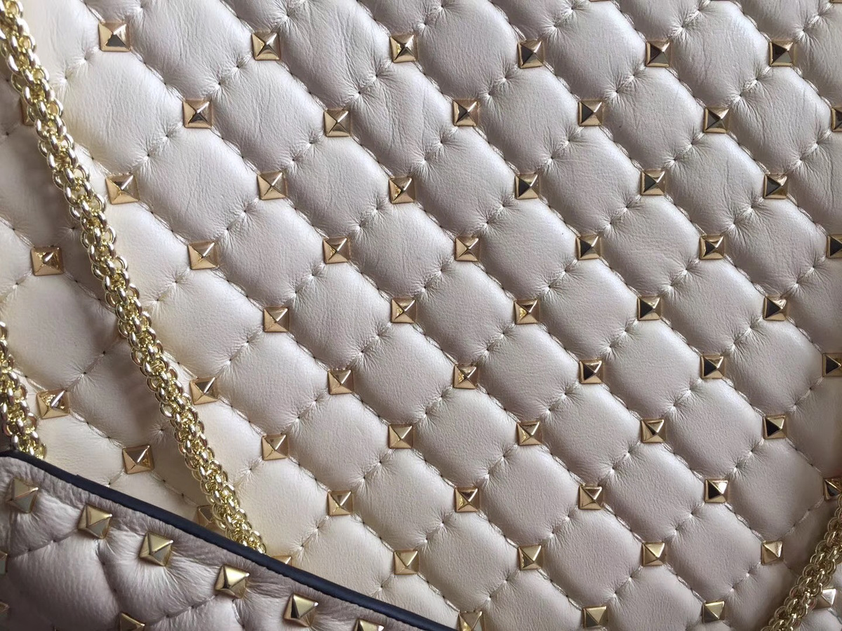 Va1e*ntin0 original lambskin spike tote bag in White
