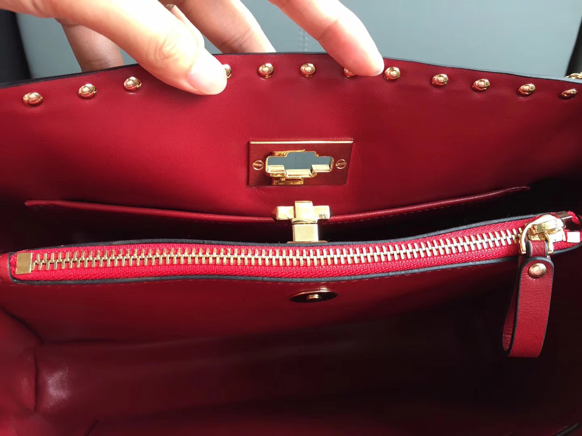 Va1e*ntin0 original lambskin spike tote bag in Red