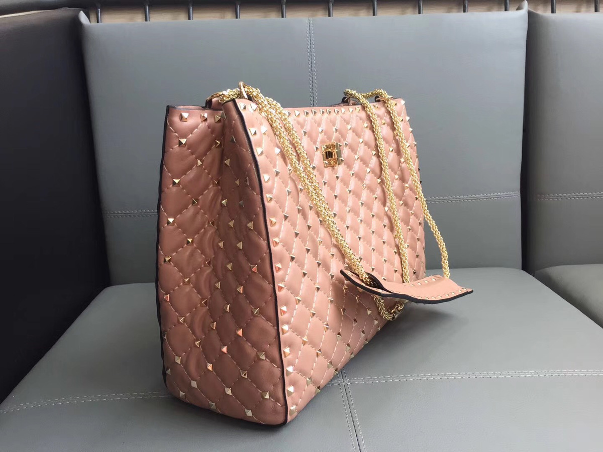 Va1e*ntin0 original lambskin spike tote bag in Nude Pink